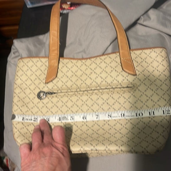 La Tour Eiffel Womens Medium Handbag - Picture 8 of 10